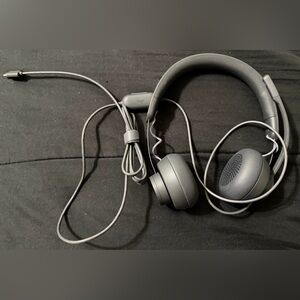 Logitech Noise Cancelling Headset